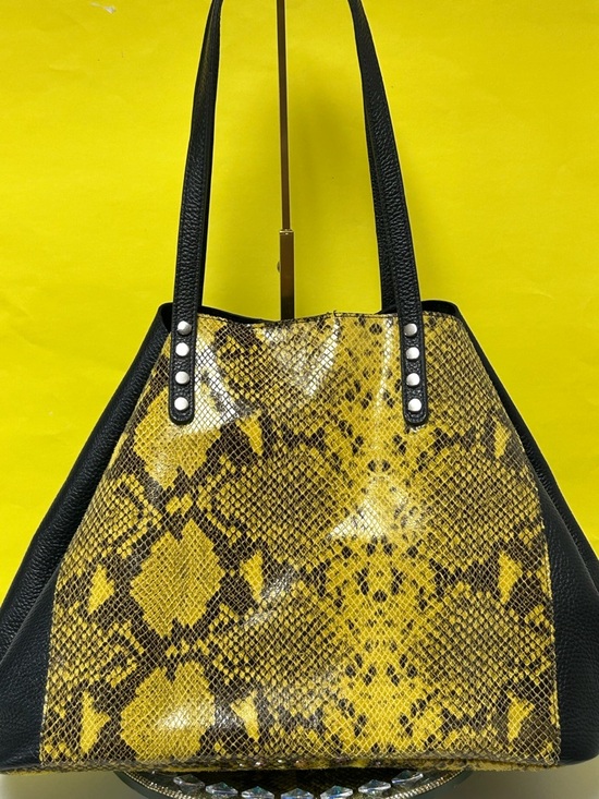 Borse in Pelle Handbags - Borse in Pelle 2fer Yellow Snake-Print Tote Bag w/Travel Pouch Approx. 20x11 x 7